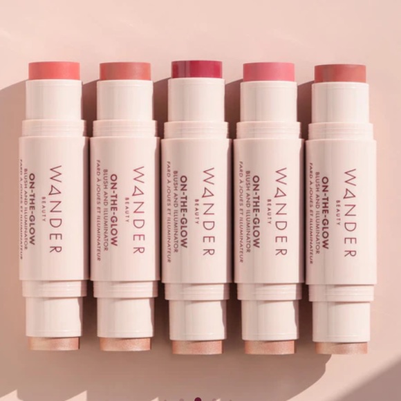 🍓Wander Beauty On-the-Glow Blush and Illuminator - STRAWBERRY FIELDS - Picture 10 of 12